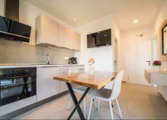 Сдается 1-комнатная квартира, 38 м2, Краснодар, Таманская улица, 153к6, микрорайон Черемушки