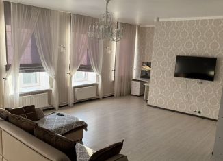 Сдам в аренду трехкомнатную квартиру, 200 м2, Тамбовская область, улица Герасимова, 77А