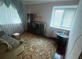 Сдача в аренду однокомнатной квартиры, 32 м2, Новомосковск, улица Дружбы, 17