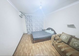 Сдам в аренду однокомнатную квартиру, 30 м2, Чечня, улица Л.И. Яшина, 10