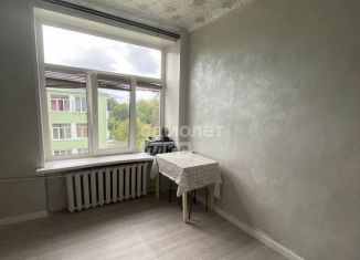 Продаю комнату, 19 м2, Нижний Новгород, улица 50-летия Победы, 22