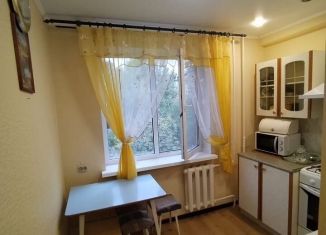 Аренда двухкомнатной квартиры, 37 м2, Саратов, улица имени С.Ф. Тархова, 14Б