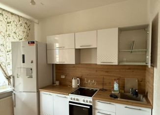 Сдается 1-комнатная квартира, 32 м2, Кудрово, Европейский проспект, 9к2с2