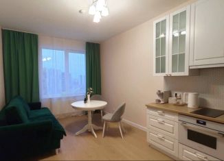 Сдам 1-ком. квартиру, 38 м2, Краснодар, Колхозная улица, 5