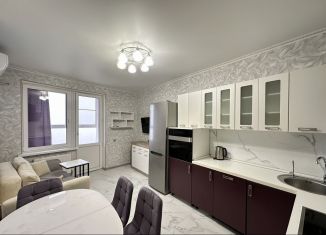 Аренда однокомнатной квартиры, 42 м2, Краснодар, улица имени Дмитрия Благоева, 31к2