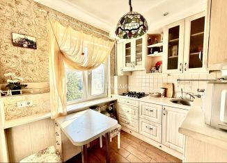 Сдам двухкомнатную квартиру, 42 м2, Карелия, улица Антонова, 13