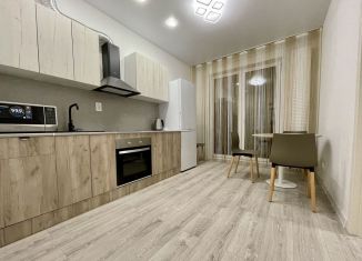 Сдается в аренду однокомнатная квартира, 32.5 м2, Екатеринбург, улица Амундсена, 165