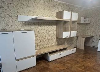 Сдается в аренду двухкомнатная квартира, 44 м2, Москва, Лазоревый проезд, 16, метро Ботанический сад