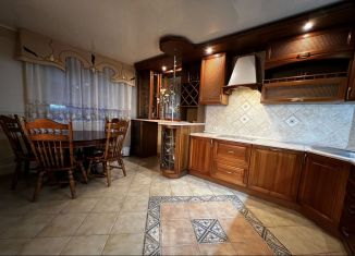 3-комнатная квартира в аренду, 106.4 м2, Самарская область, улица Аминева, 8А