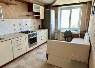 Двухкомнатная квартира в аренду, 64.1 м2, Саратов, Шевыревская улица, 6