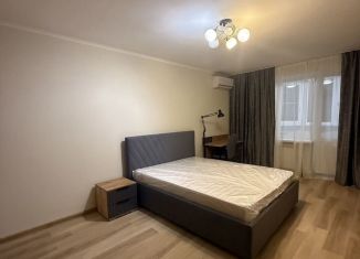 Сдаю в аренду однокомнатную квартиру, 50 м2, Ростов-на-Дону, проспект Михаила Нагибина, 41А