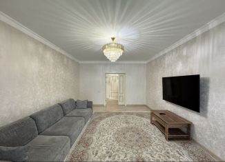 Сдаю в аренду двухкомнатную квартиру, 82 м2, Грозный, улица Муслима Г. Гайрбекова, 68к2