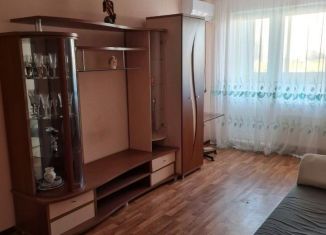 Аренда двухкомнатной квартиры, 64 м2, Ростов-на-Дону, улица Платона Кляты, 17