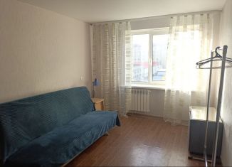 Сдам 1-ком. квартиру, 16.2 м2, Тюмень, улица Республики, 248