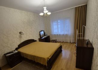 Сдаю в аренду двухкомнатную квартиру, 85 м2, Республика Башкортостан, улица Чернышевского, 97