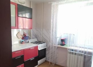 Сдам в аренду 2-ком. квартиру, 53 м2, Йошкар-Ола, улица Петрова, 4
