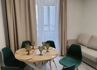 Сдам в аренду 2-ком. квартиру, 52 м2, Мурино, улица Шувалова, 28