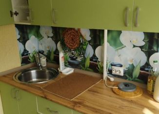 Сдаю однокомнатную квартиру, 31 м2, Тюмень, улица Мельникайте, 97