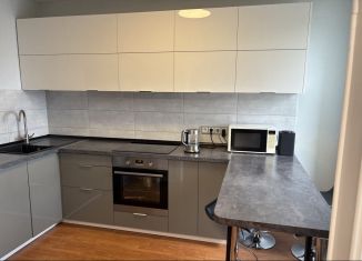 Сдам 3-комнатную квартиру, 72 м2, Хабаровск, улица Рабочий Городок, 4