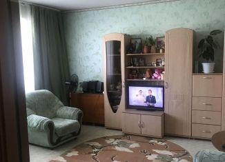 Сдача в аренду 2-ком. квартиры, 50 м2, Прокопьевск, 10-й микрорайон, 10