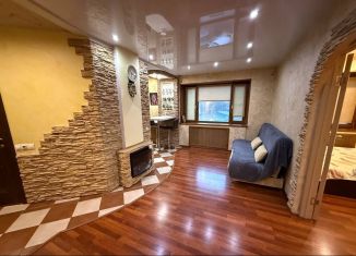 Сдам 2-комнатную квартиру, 44 м2, Мурманск, проспект Кирова, 49