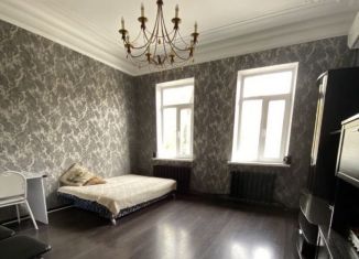 Сдача в аренду 2-ком. квартиры, 50 м2, Оренбургская область, улица Кобозева, 13/27