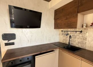 Сдаю в аренду 2-комнатную квартиру, 80 м2, Йошкар-Ола, Первомайская улица, 49