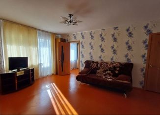 Сдача в аренду двухкомнатной квартиры, 43 м2, Нефтекамск, Социалистическая улица, 26