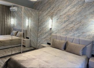 Аренда 1-комнатной квартиры, 50 м2, Крым, Московская улица, 15к1