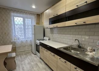 Сдача в аренду двухкомнатной квартиры, 51.9 м2, Борисоглебск, Северный микрорайон, 42