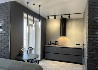 Сдаю в аренду 2-комнатную квартиру, 70 м2, Абакан, Трудовая улица, 84