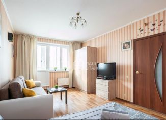 Сдается в аренду однокомнатная квартира, 38 м2, Москва, Скобелевская улица, 34