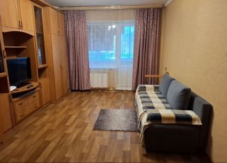 Сдается в аренду 1-комнатная квартира, 38 м2, Омская область, улица Крупской, 9/1