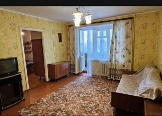 Сдаю трехкомнатную квартиру, 54 м2, Верхняя Пышма, Успенский проспект, 99