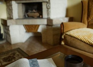 Сдам трехкомнатную квартиру, 95 м2, Калининград, улица Вагнера, 40