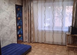 Сдается в аренду 2-комнатная квартира, 32 м2, Киржач, улица 40 лет Октября, 32