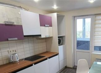 Сдается двухкомнатная квартира, 47 м2, Республика Башкортостан, улица Лётчика Кобелева, 1