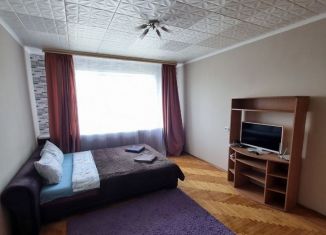 Сдается однокомнатная квартира, 40 м2, Тверь, улица Коминтерна, 49В