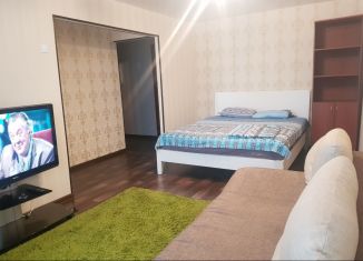 Сдается в аренду однокомнатная квартира, 34.3 м2, Омская область, Иртышская набережная, 22