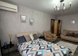 Сдам 1-ком. квартиру, 36 м2, Волгодонск, улица Энтузиастов, 14