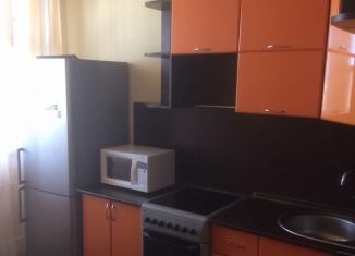 Сдам в аренду 1-ком. квартиру, 366 м2, Набережные Челны, 38-й комплекс, 9/3А