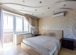 Сдам в аренду трехкомнатную квартиру, 75 м2, Хабаровск, улица Флегонтова, 2