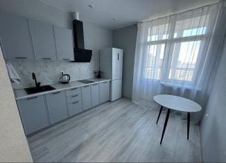 Однокомнатная квартира в аренду, 40 м2, Краснодар, улица им. Мурата Ахеджака, 10А