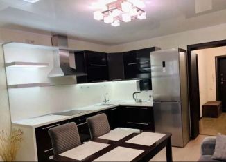 Сдам 1-ком. квартиру, 60 м2, Тюмень, улица Прокопия Артамонова, 13