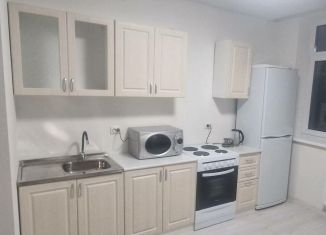 Сдаю в аренду 2-ком. квартиру, 44 м2, Тюмень, Алматинская улица, 6, ЖК Звёздный