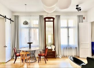 2-комнатная квартира в аренду, 77 м2, Санкт-Петербург, улица Рубинштейна, 15-17, муниципальный округ Владимирский