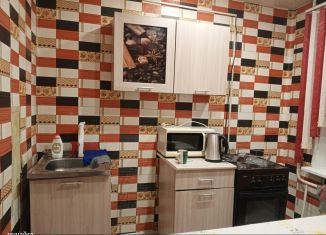 Аренда трехкомнатной квартиры, 56 м2, Тайшет, улица Терешковой, 1