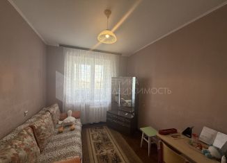 Сдам в аренду квартиру студию, 10 м2, Тюмень, улица Монтажников, 18