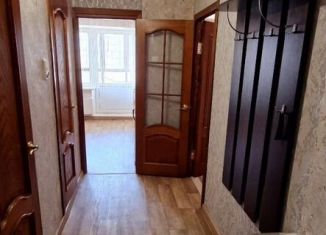 Сдается 1-ком. квартира, 38 м2, Псков, улица Крестки, 3А