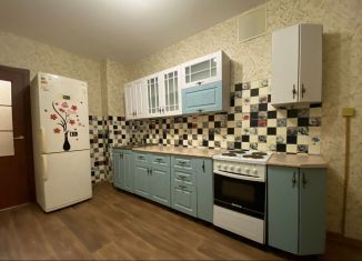 Сдаю в аренду 1-комнатную квартиру, 40 м2, Ярославль, улица Батова, 10к2